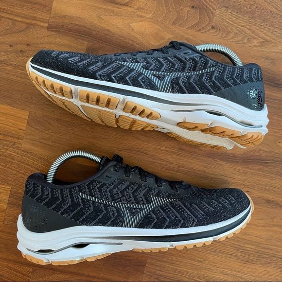 🍋 Mizuno • Men’s Wave Rider Running Shoes Size 9.5 - Picture 3 of 9